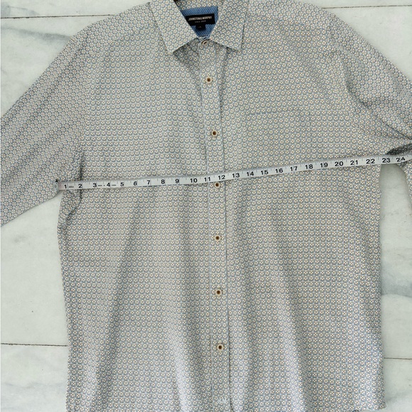 Johnston & Murphy Button Up Shirt Geometric Cotton Pockets Mens L Preppy Office - Picture 9 of 12